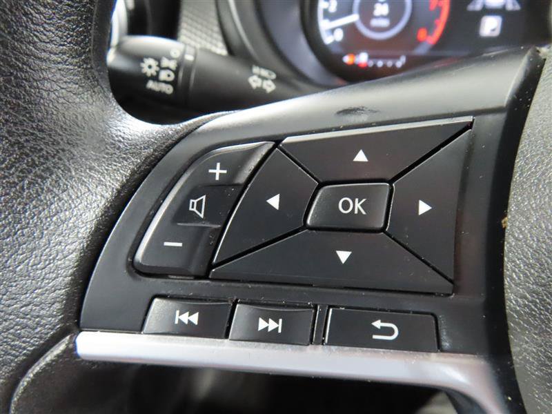 Used 2024 Nissan Kicks SV FWD image 23