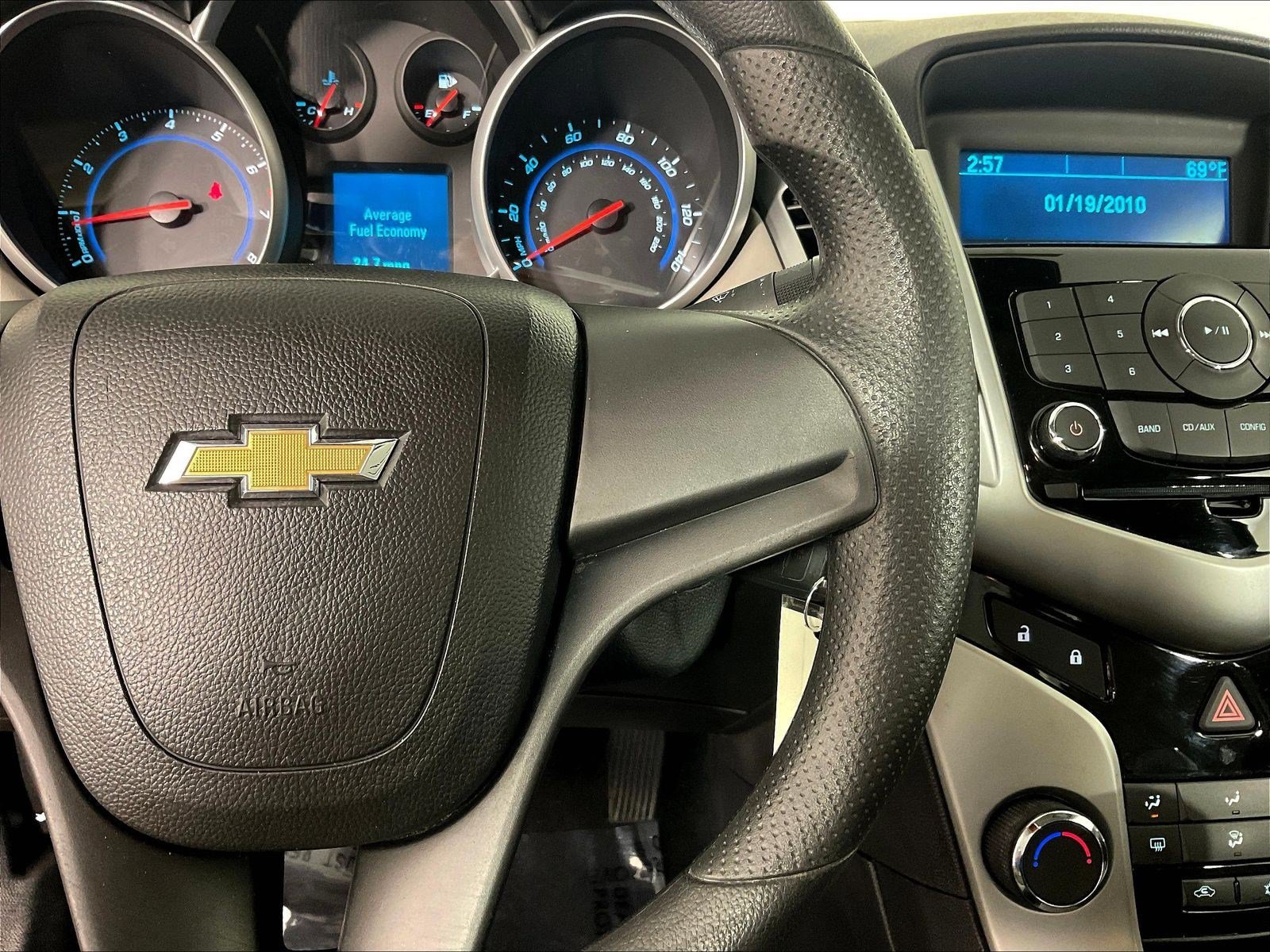 Used 2012 Chevrolet Cruze LS FWD image 12