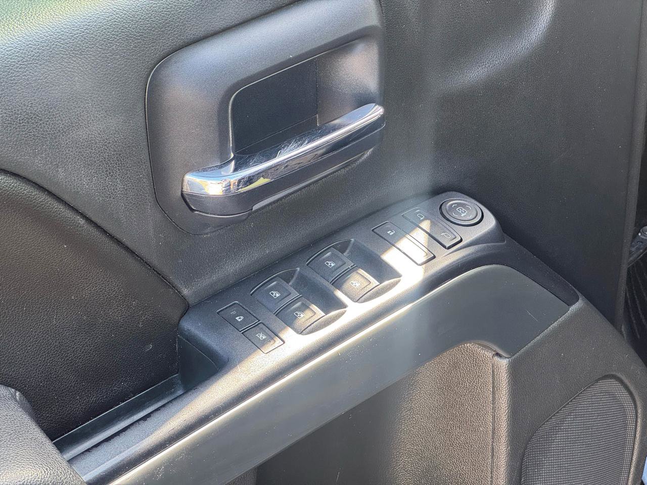 Used 2016 Chevrolet Silverado 1500 LT w/ All Star Edition AWD/4WD image 40