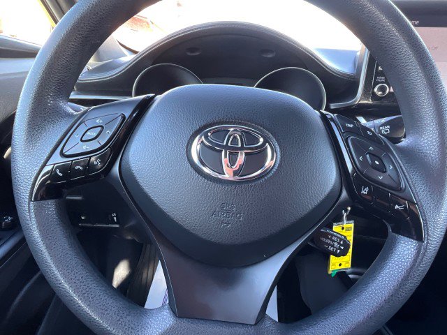 Used 2019 Toyota C-HR LE image 13