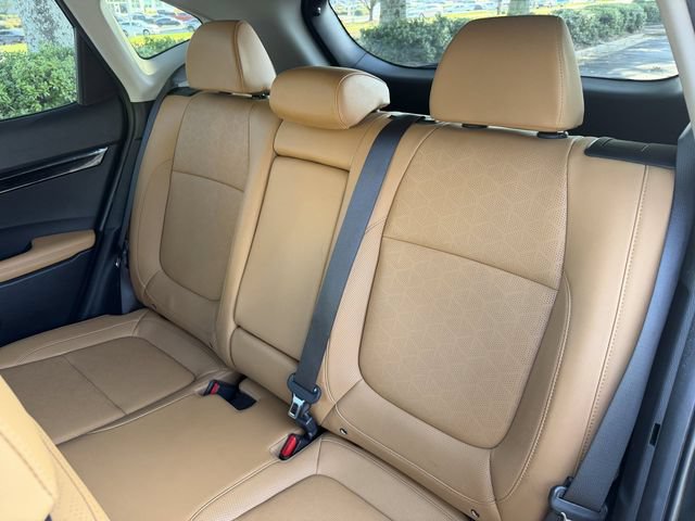 Used 2024 Kia Seltos EX FWD image 24