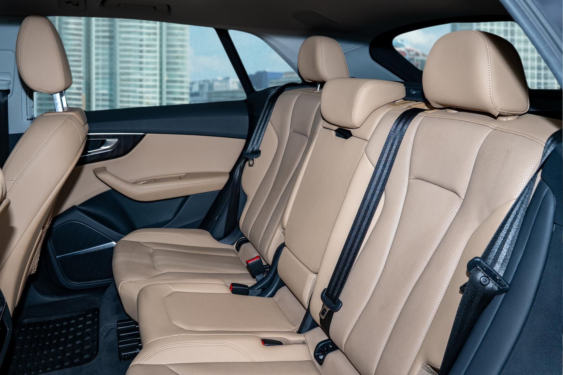 Used 2023 Audi Q8 Premium Plus w/ Premium Plus Package image 17