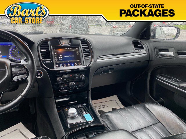 Used 2018 Chrysler 300 S image 21