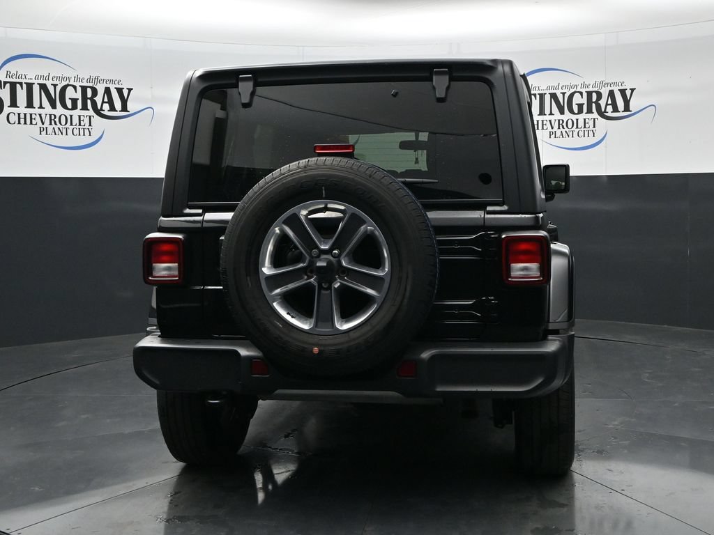 Used 2021 Jeep Wrangler Unlimited Sahara AWD/4WD image 8