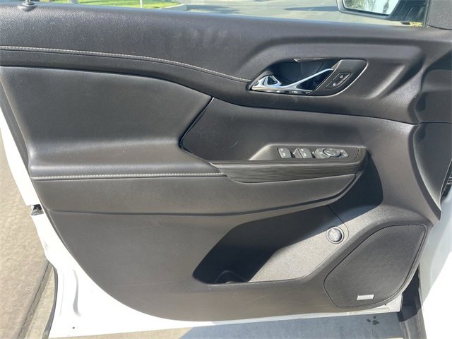 Used 2023 GMC Acadia SLT image 22