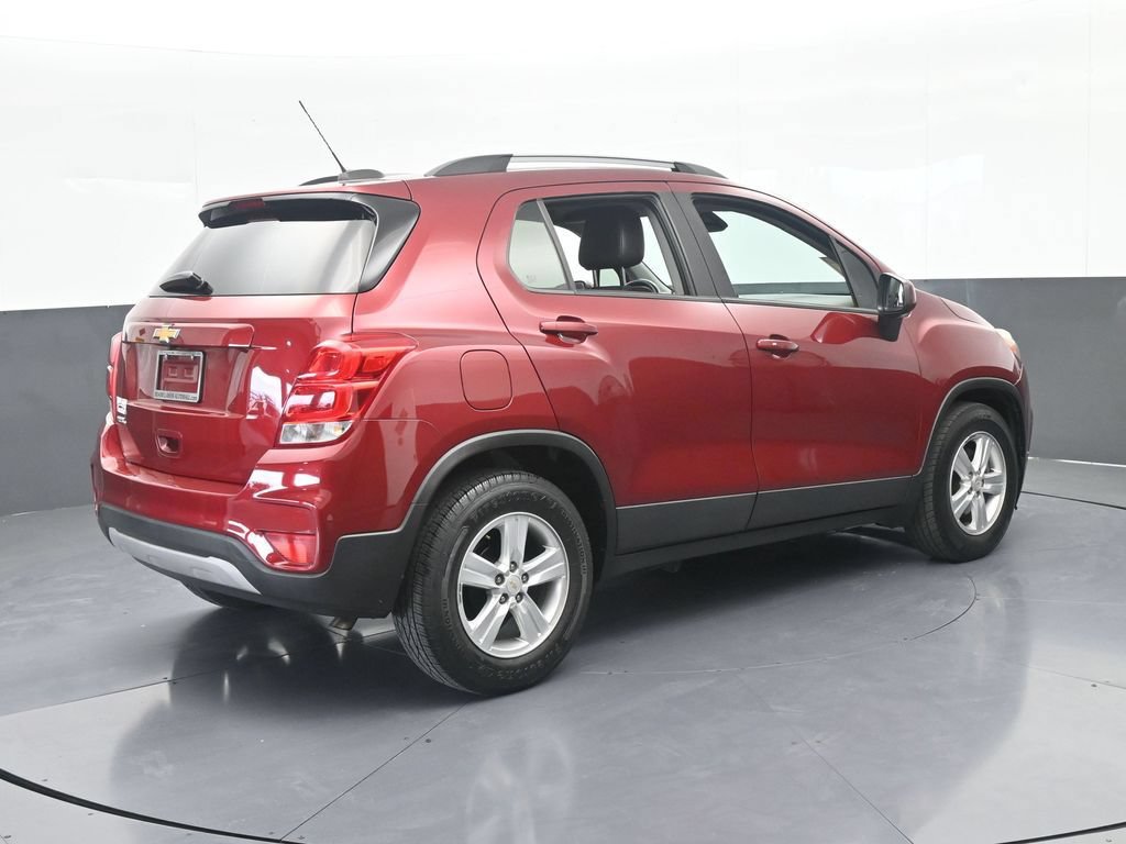 Used 2021 Chevrolet Trax LT w/ LT Convenience Package FWD image 6