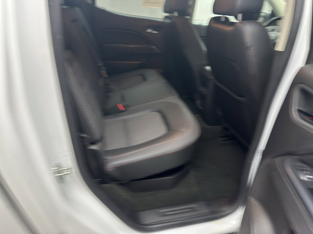 Used 2017 GMC Canyon SLE w/ All Terrain Package AWD/4WD image 14