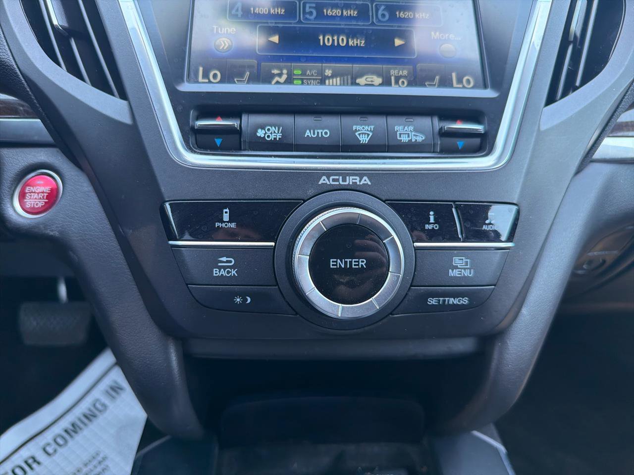 Used 2017 Acura MDX SH-AWD image 26