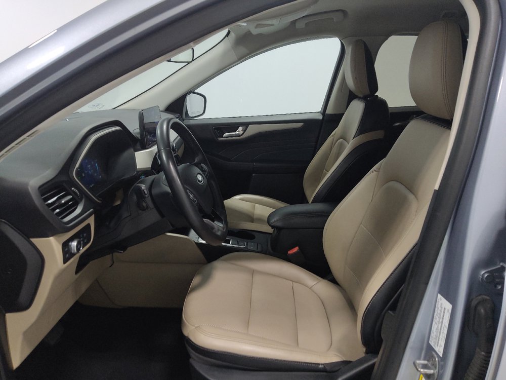 Used 2022 Ford Escape SEL w/ Technology Package FWD image 17