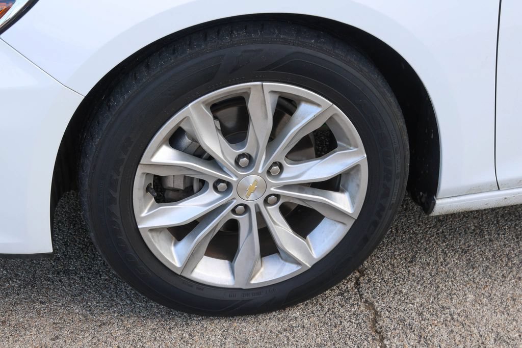 Used 2023 Chevrolet Malibu LT FWD image 7