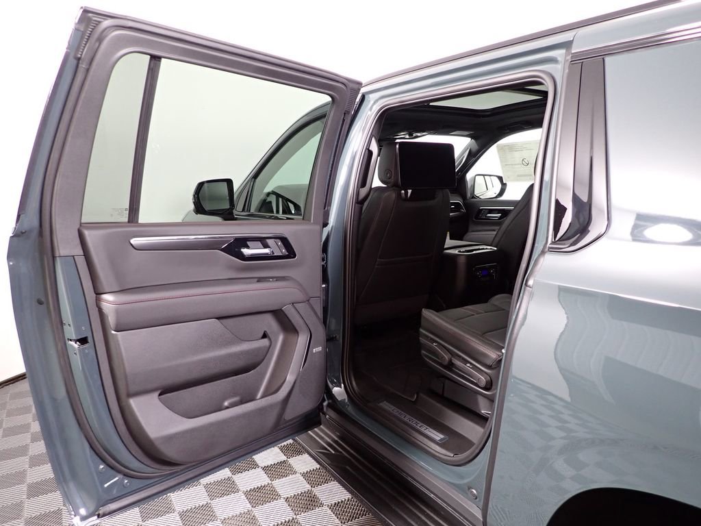New 2026 Chevrolet Suburban RST w/ Advanced Technology Package image 35