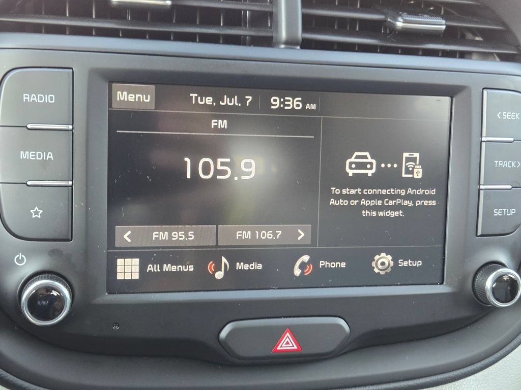 Certified 2025 Kia Soul LX w/ LX Technology Package FWD image 25