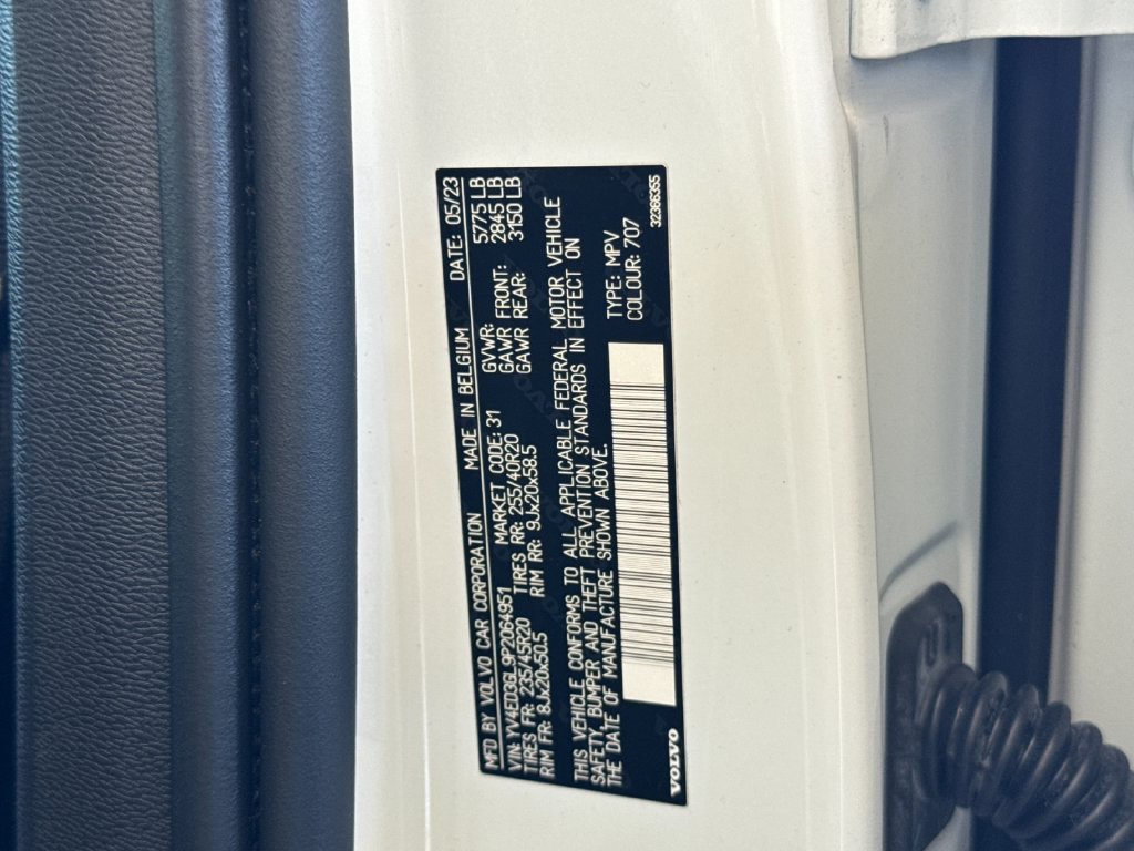 Certified 2023 Volvo C40 P8 Recharge Plus w/ Climate Package AWD/4WD image 27