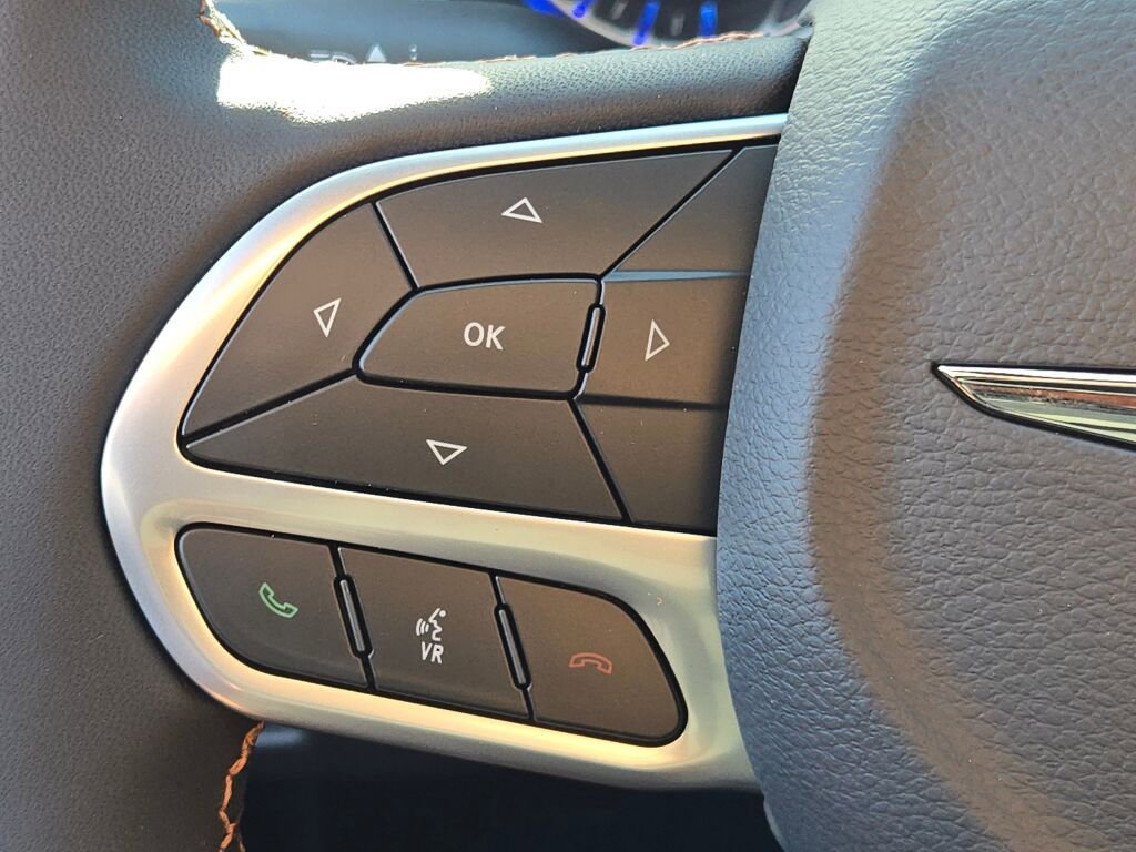 New 2026 Chrysler Pacifica Pinnacle AWD/4WD image 25