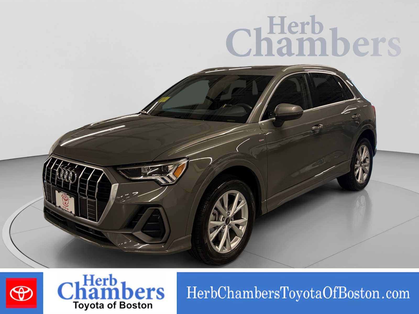 Used 2025 Audi Q3 2.0T Premium AWD/4WD image 10