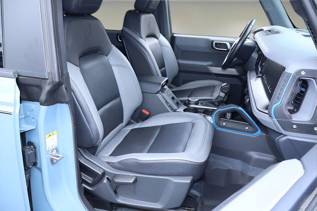 Used 2023 Ford Bronco Black Diamond w/ Sasquatch Package image 20