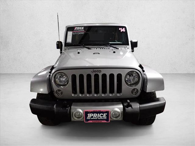 Used 2014 Jeep Wrangler Unlimited Sahara w/ Max Tow Package image 15