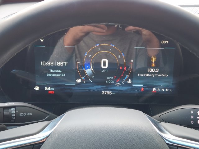 Used 2026 Chevrolet Equinox LT FWD image 4