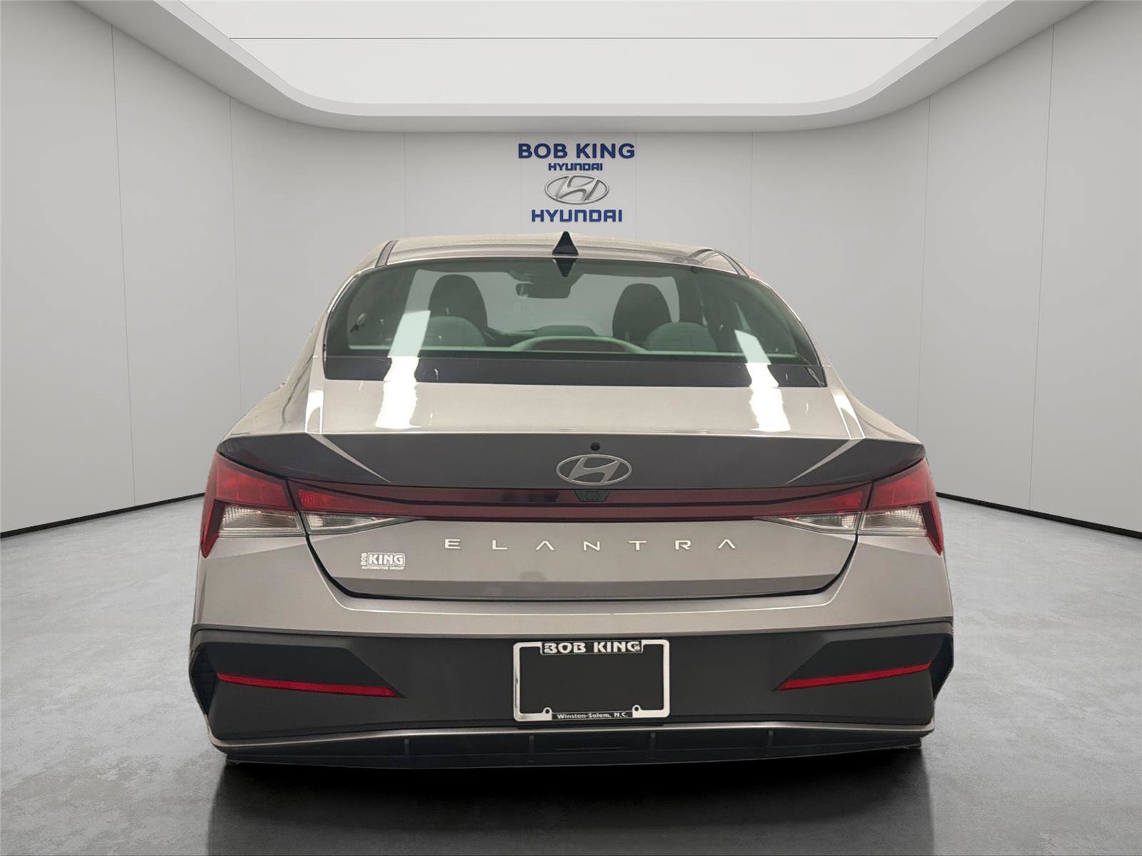 Certified 2024 Hyundai Elantra SEL FWD image 4