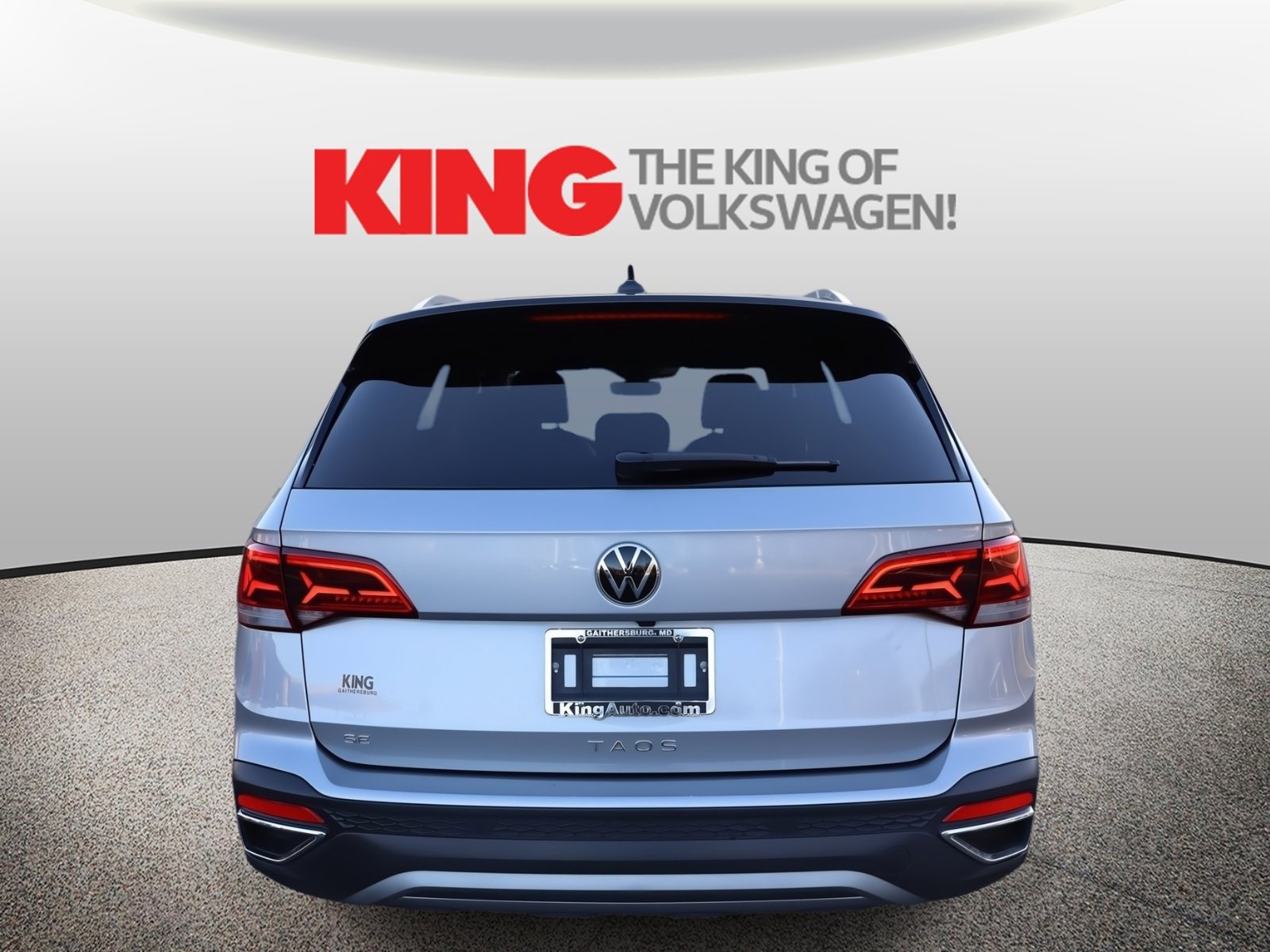 Certified 2023 Volkswagen Taos SE w/ Panoramic Sunroof Package image 4