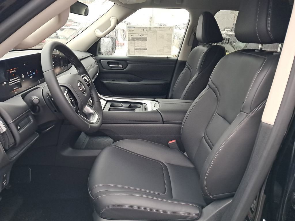 New 2026 Nissan Armada SV image 10