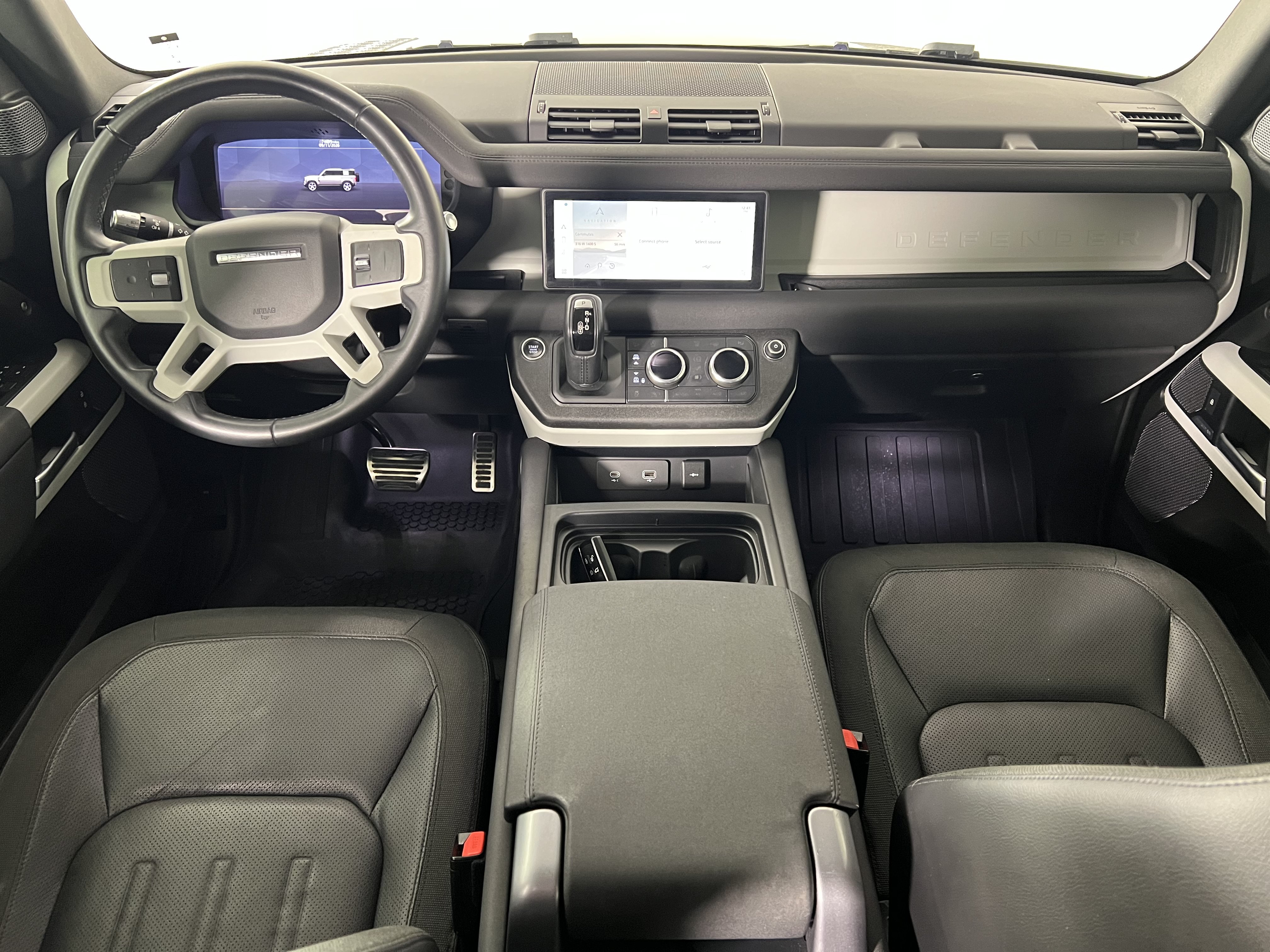 Used 2020 Land Rover Defender 110 SE AWD/4WD image 21