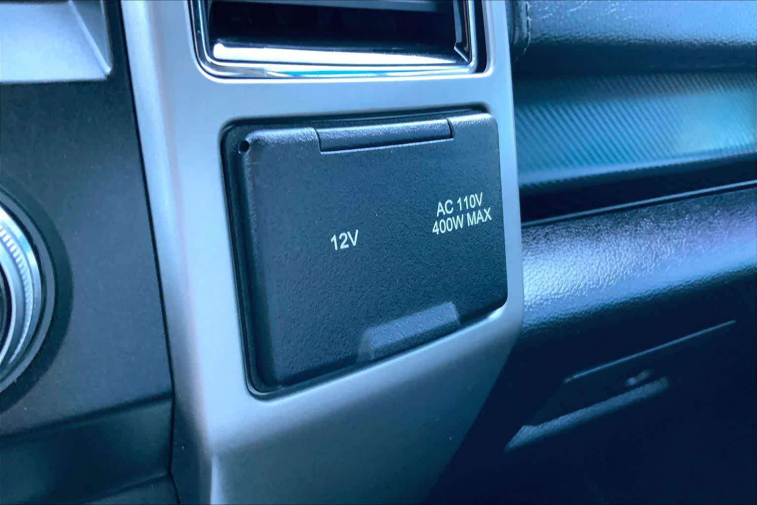 Used 2019 Ford F150 Lariat w/ Equipment Group 502A Luxury AWD/4WD image 35