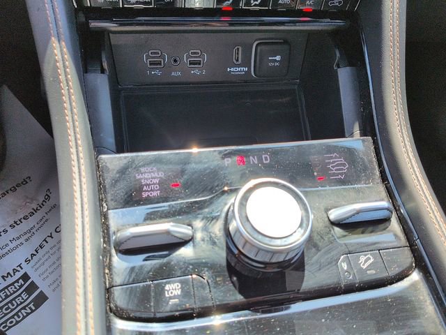 Used 2024 Jeep Grand Cherokee Summit image 25