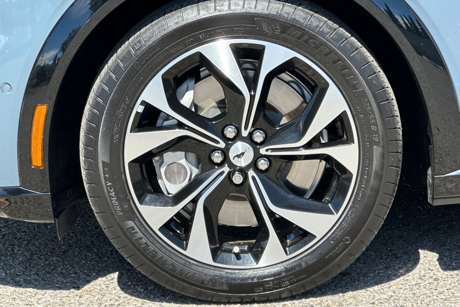 Used 2023 Ford Mustang Mach-E Premium AWD/4WD image 27
