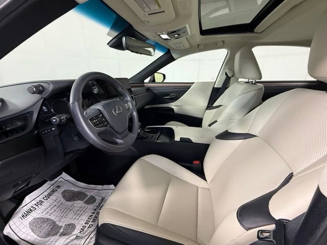 Certified 2025 Lexus ES 300h 300h w/ Premium Package image 15