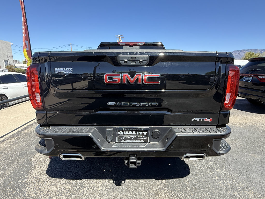 Used 2024 GMC Sierra 1500 Denali w/ Technology Package AWD/4WD image 6