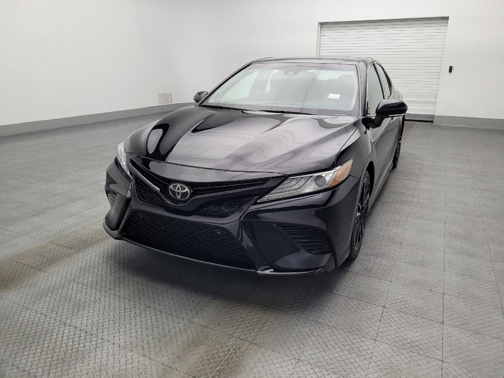 Used 2018 Toyota Camry XSE image 15