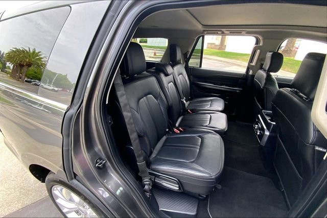 Used 2018 Ford Expedition Platinum AWD/4WD image 27