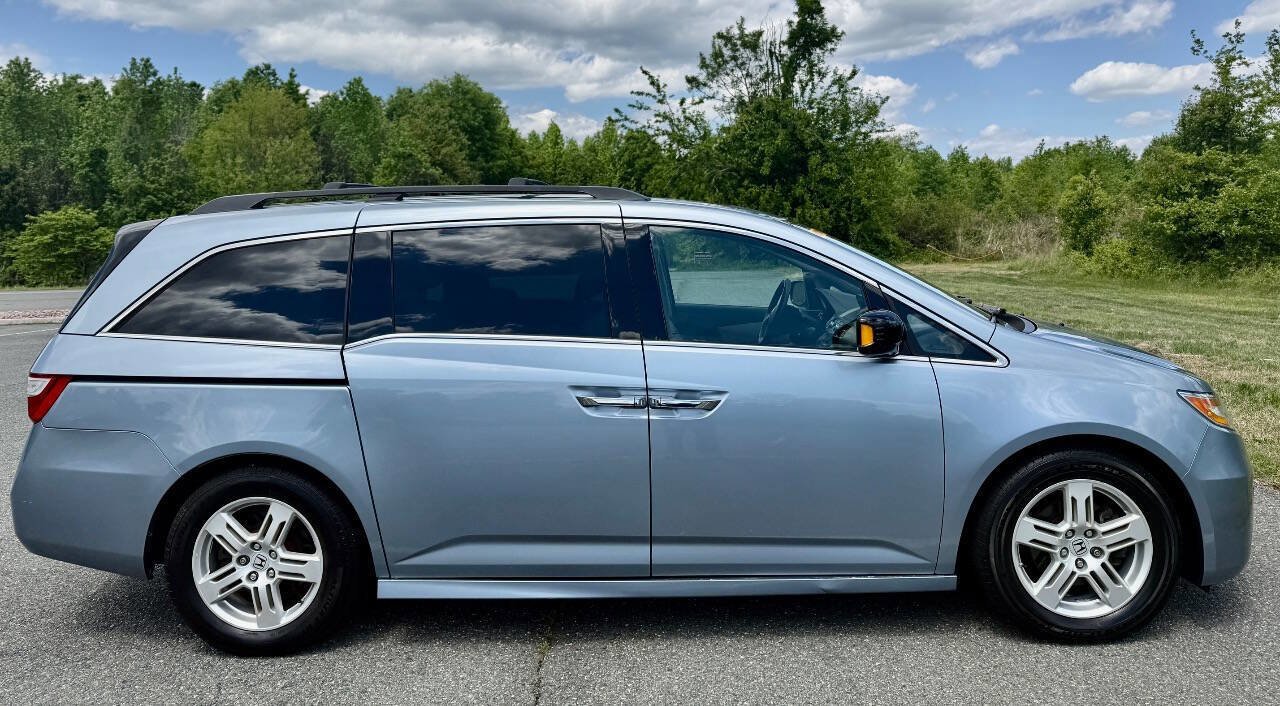 Used 2013 Honda Odyssey Touring Elite image 33