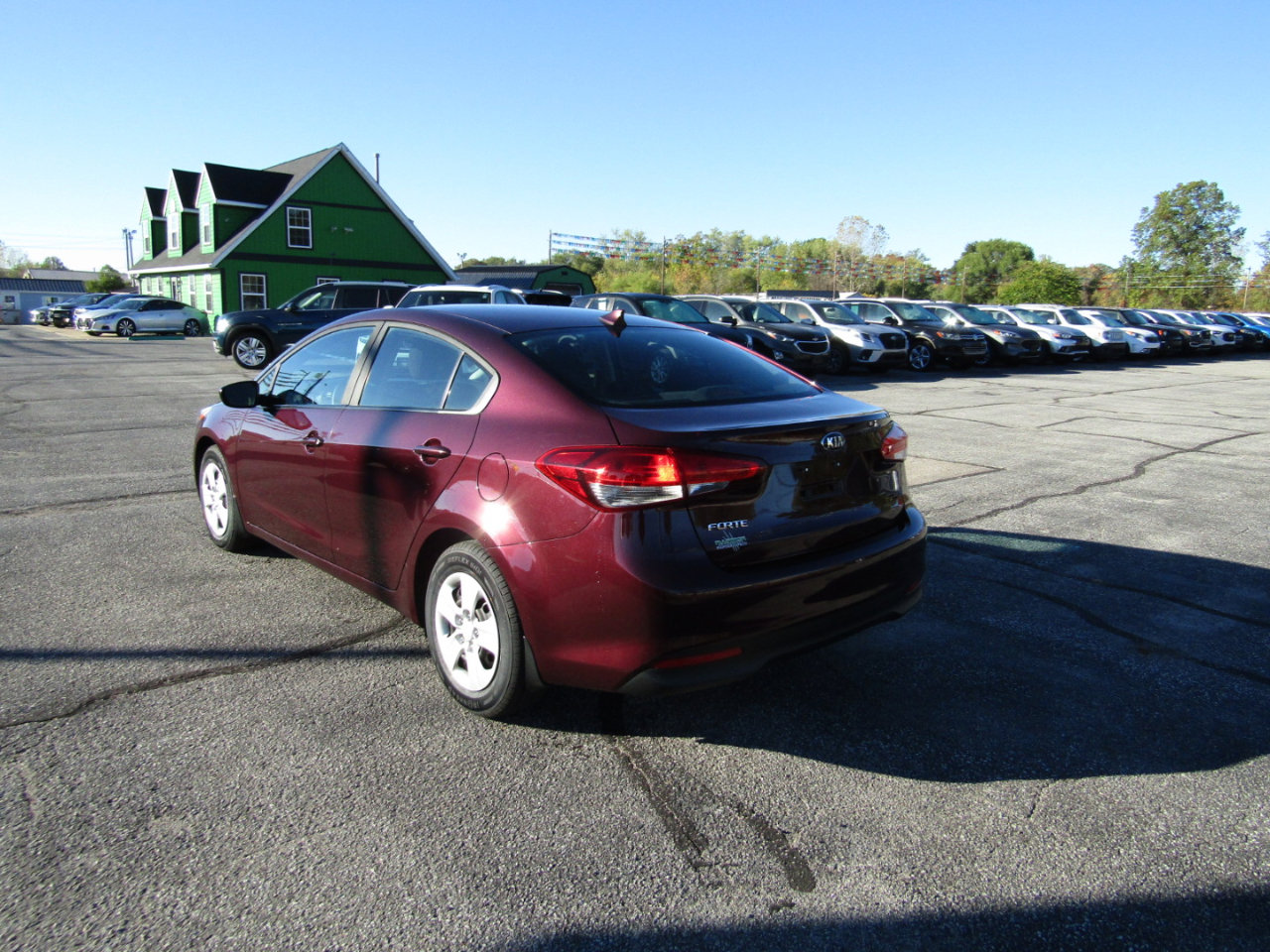 Used 2018 Kia Forte LX image 5