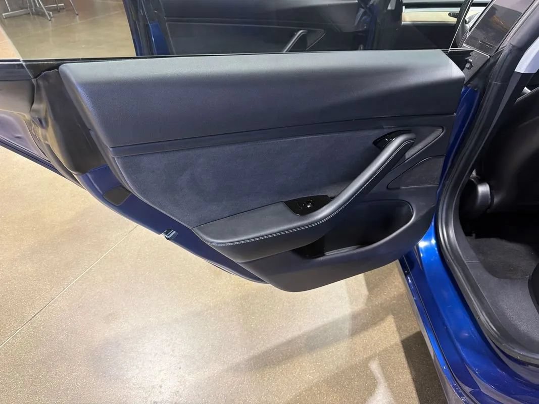 Used 2019 Tesla Model 3 Long Range AWD/4WD image 90