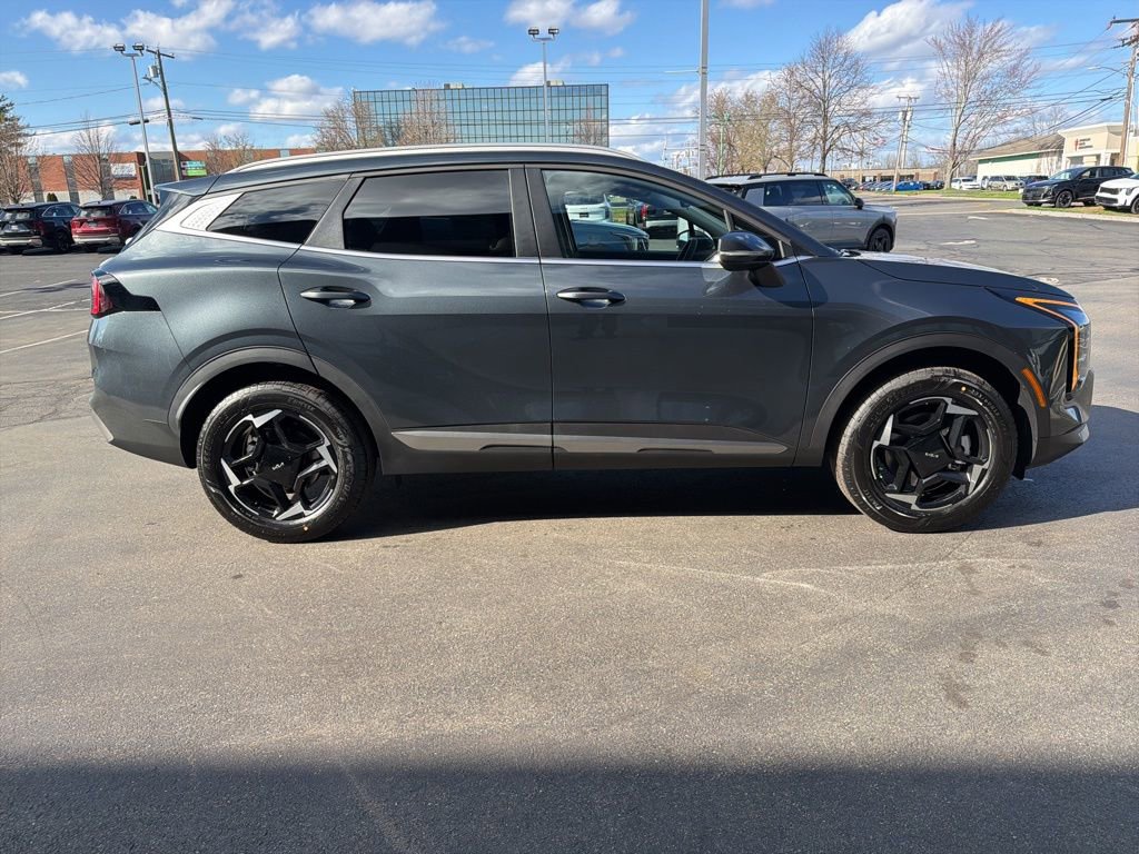 New 2026 Kia Sportage EX image 5