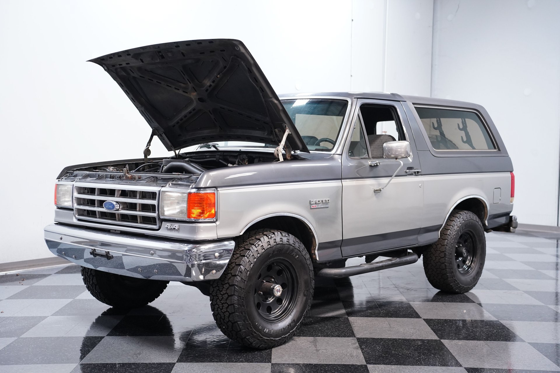 Used 1989 Ford Bronco AWD/4WD image 25