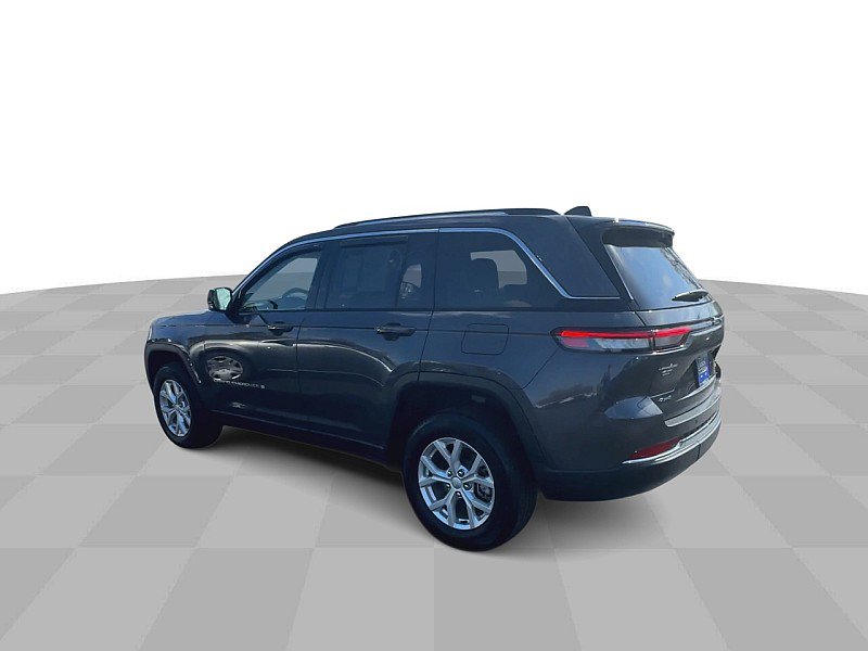 Used 2024 Jeep Grand Cherokee Limited image 8