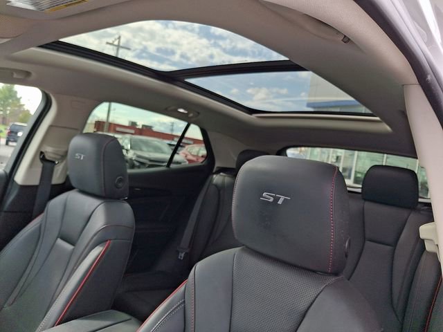 Certified 2023 Buick Envision Essence w/ Technology Package I image 14