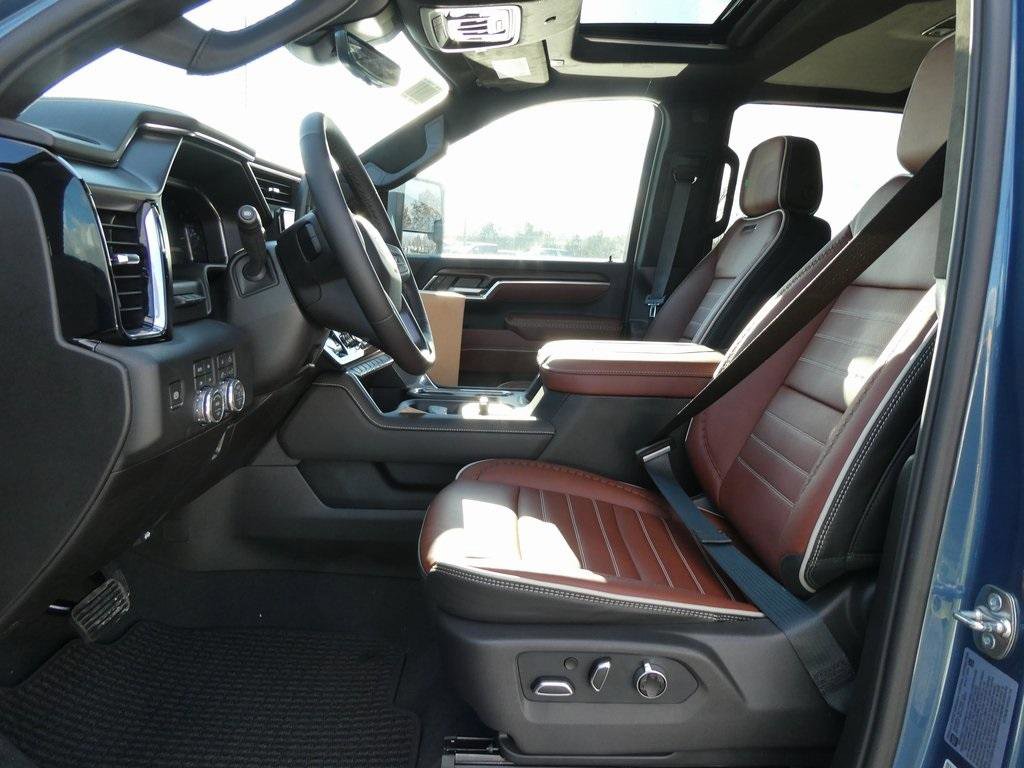 New 2026 GMC Sierra 2500 Denali Ultimate image 18
