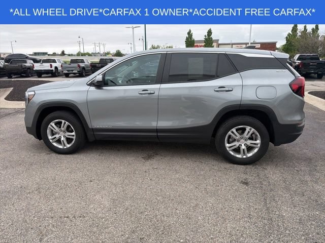 Used 2023 GMC Terrain SLE AWD/4WD image 7