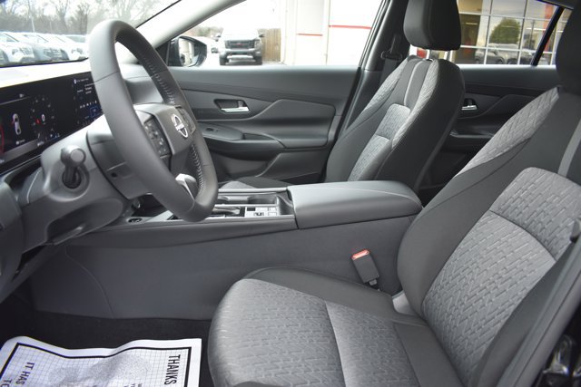 New 2026 Nissan Sentra SV w/ SV Convenience Package FWD image 13