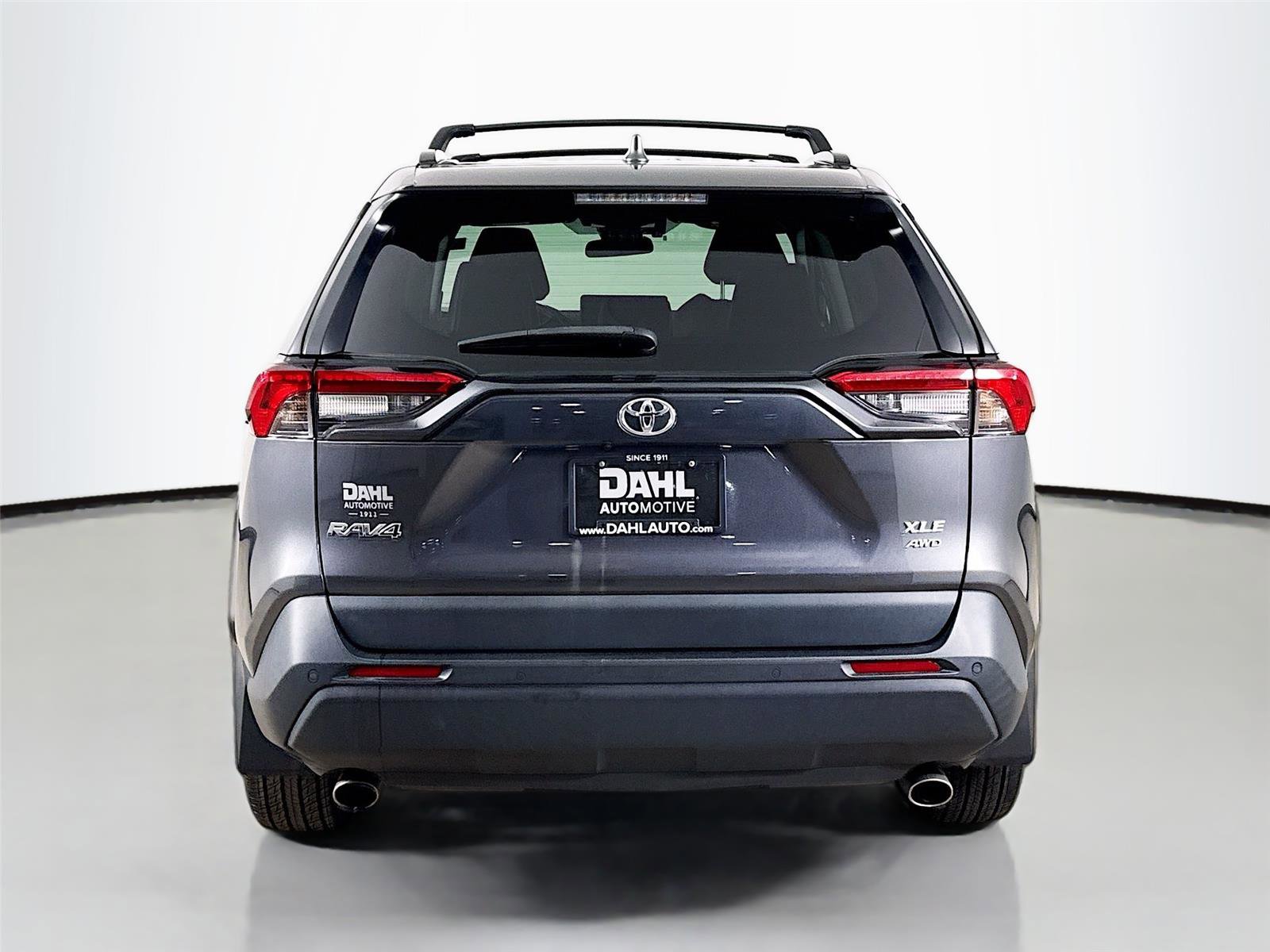 Used 2023 Toyota RAV4 XLE Premium image 6