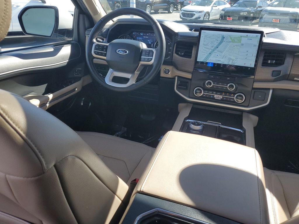 Used 2024 Ford Expedition Max Limited image 13