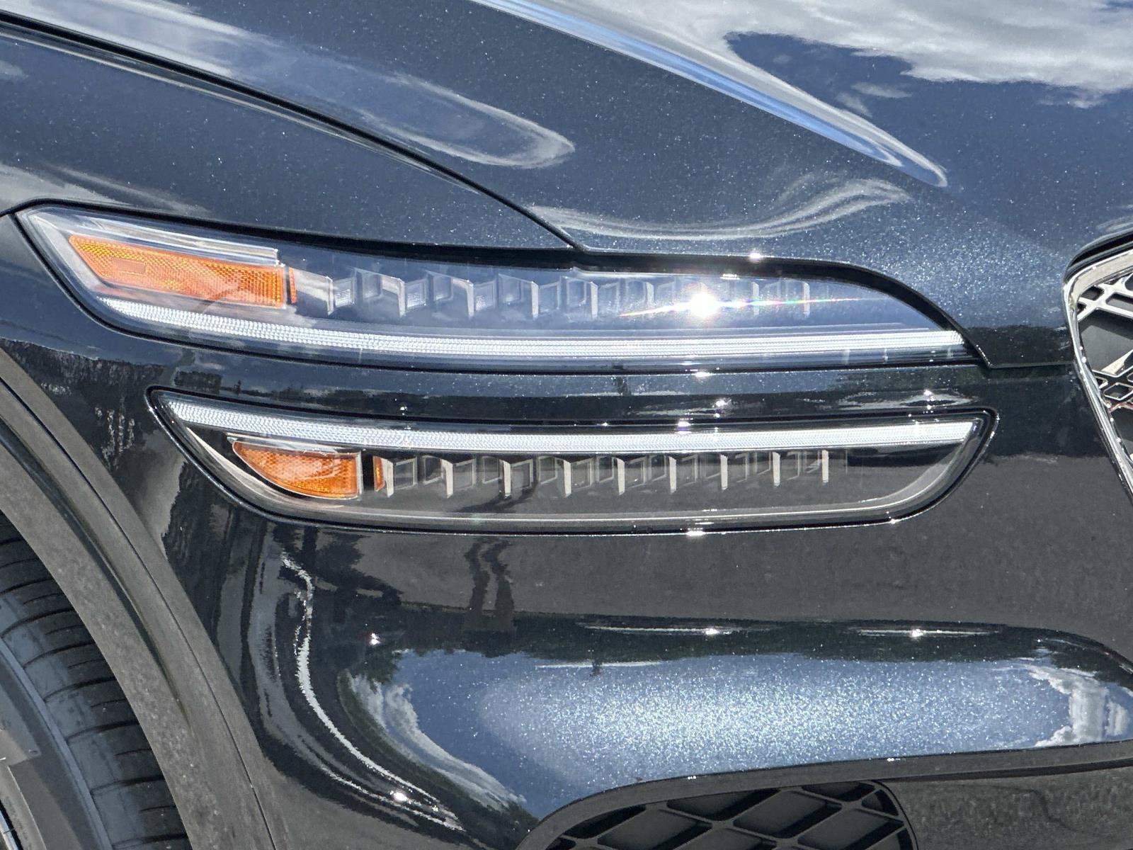 New 2027 Genesis GV70 2.5T Select AWD/4WD image 8