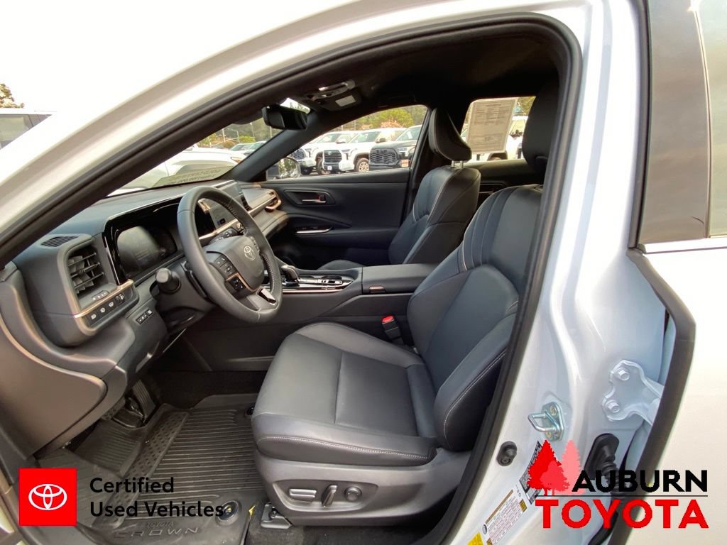 Certified 2026 Toyota Crown Signia AWD/4WD image 32