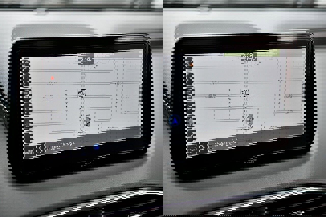 Used 2023 Hyundai Santa Fe SEL image 31