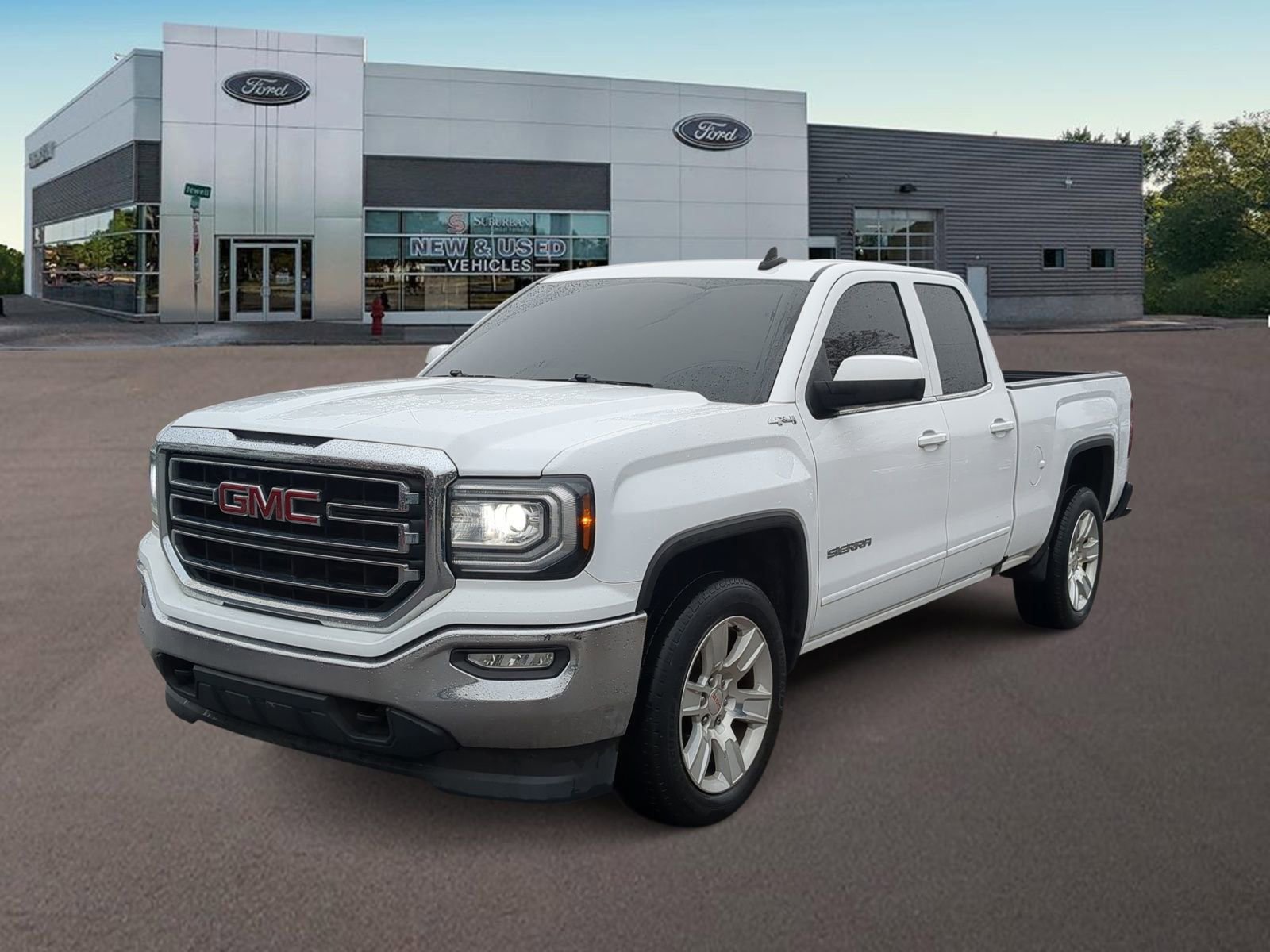 Used 2018 GMC Sierra 1500 SLE w/ SLE Value Package image 5