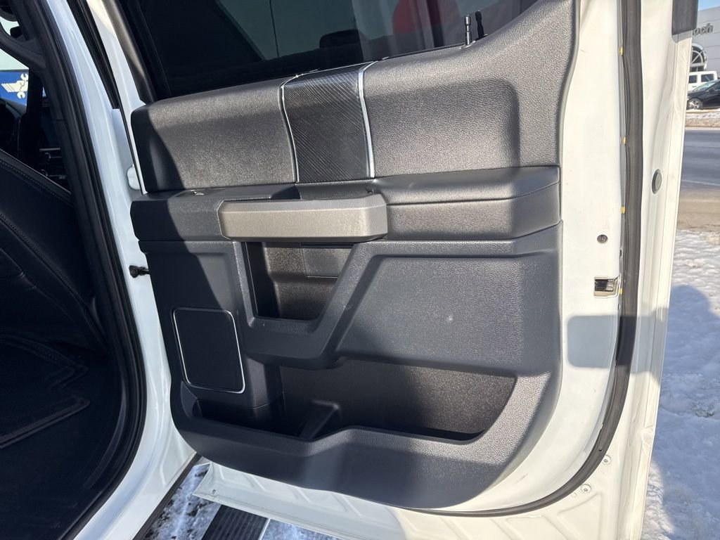 Used 2022 Ford F450 Platinum w/ FX4 Off-Road Package image 34